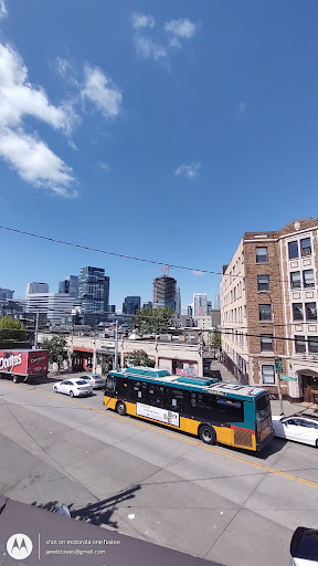 Supermarket «Hillcrest Market», reviews and photos, 110 Summit Ave E, Seattle, WA 98102, USA