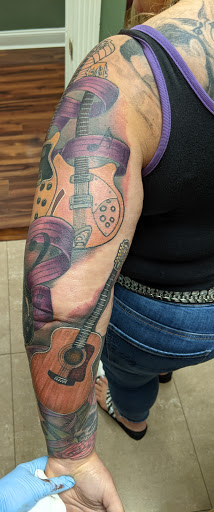 Tattoo Shop «Da Vinci Tattoo», reviews and photos, 3247 Sunrise Hwy, Wantagh, NY 11793, USA