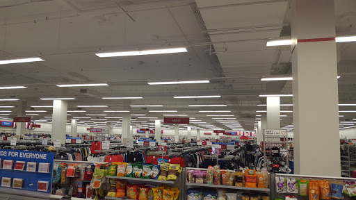 Clothing Store «Burlington Coat Factory», reviews and photos, 4849 Golf Rd, Skokie, IL 60077, USA