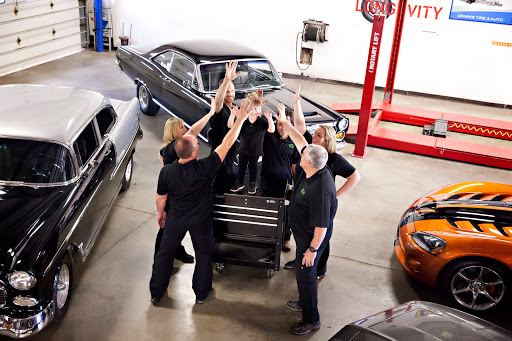 Auto Repair Shop «Sparks Tire & Auto», reviews and photos, 1665 Scherer Pkwy, St Charles, MO 63303, USA