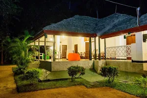 Bungalow Berrycove image