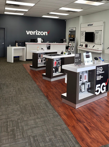 Cell Phone Store «Verizon Wireless», reviews and photos, 7101 183rd St, Tinley Park, IL 60477, USA