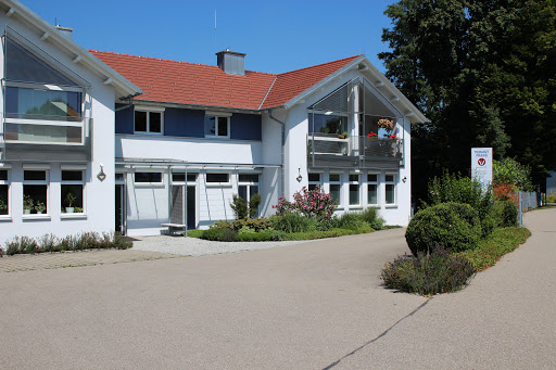 Tierarztpraxis Schuster & Baumgartl unter Bad Grönenbach, 