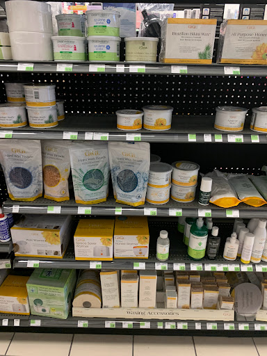 Beauty Supply Store «Sally Beauty», reviews and photos, 950 Biddle Rd, Medford, OR 97504, USA