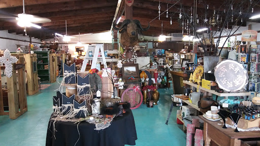 Pioneer Antique Market