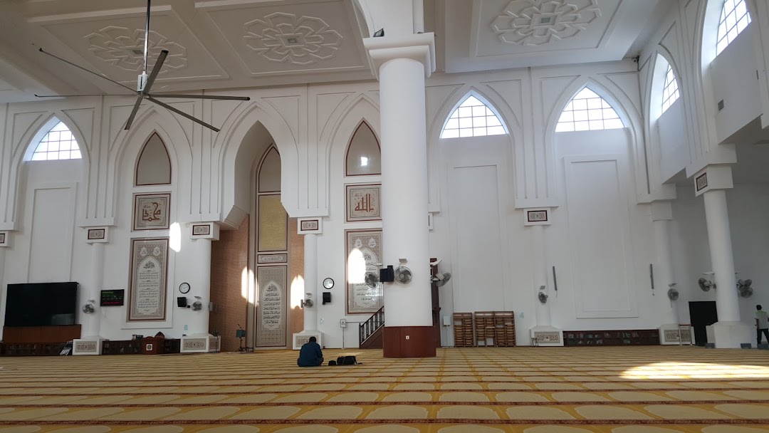 Sultan Haji Ahmad Shah Mosque