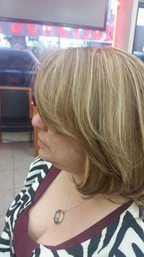 Beauty Salon «Inoa Beauty Salon», reviews and photos, 874 Dekalb Ave, Brooklyn, NY 11221, USA