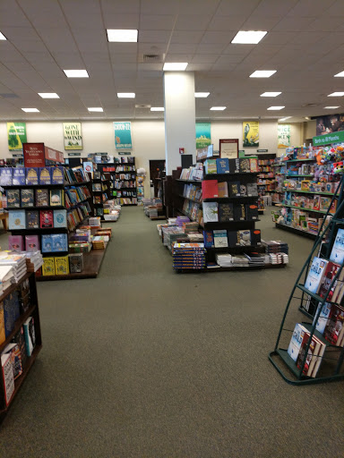 Bookstore bars in Virginia Beach