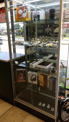 Pawn Shop «First Cash Jewelry & Exchange», reviews and photos, 117 N Frederick Ave, Gaithersburg, MD 20877, USA