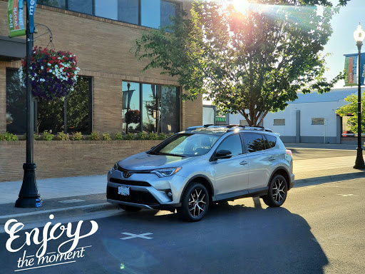 Car Dealer «Grants Pass Toyota», reviews and photos, 375 Redwood Hwy, Grants Pass, OR 97527, USA