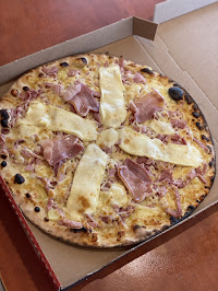 Plats et boissons du Pizzas à emporter Pizza Lingonne à Nogent - n°1