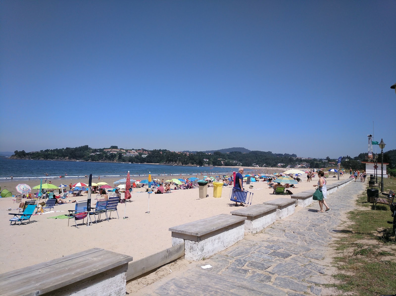 Praia de Mino'in fotoğrafı ve yerleşim