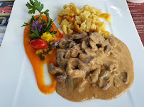 Sauce aux champignons du Restaurant français Hostellerie du Cerf Blanc à Neuhaeusel - n°2