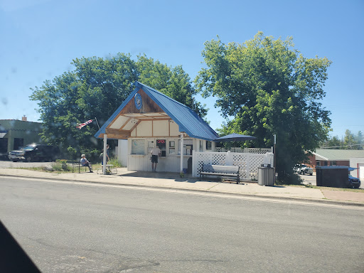 Ice Cream Shop «Blue Moon Ice Cream Shop», reviews and photos, 9032 S Kasson St, Cedar, MI 49621, USA
