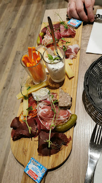 Charcuterie du Restaurant français L'Auberge Des Hortillonnages à Camon - n°12