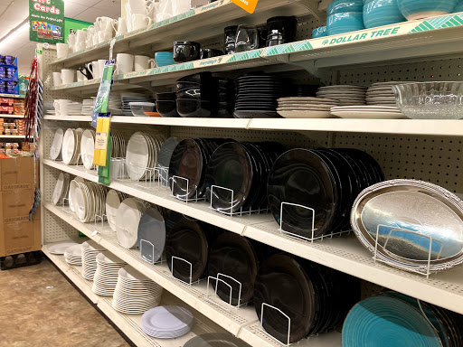 Dollar Store «Dollar Tree», reviews and photos, 1175 N Colony Rd, Wallingford, CT 06492, USA