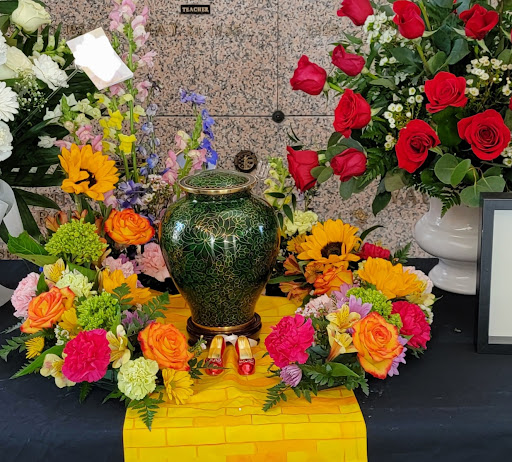 Florist «Villager Flowers & Gifts», reviews and photos, 5278 W Broad St, Columbus, OH 43228, USA