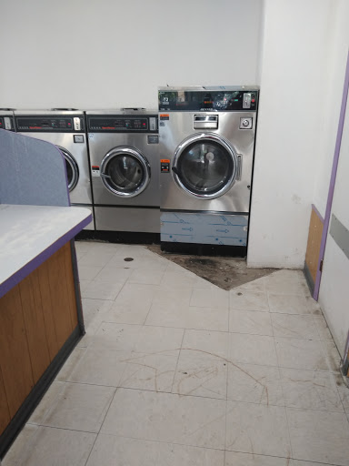 Laundromat «Launderland», reviews and photos, 1019 8th St, Marysville, CA 95901, USA