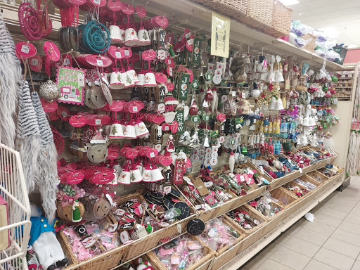 Home Goods Store «Christmas Tree Shops», reviews and photos, 300 Ikea Dr, Paramus, NJ 07652, USA