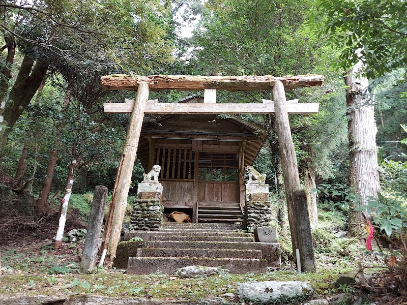 六社川内神社