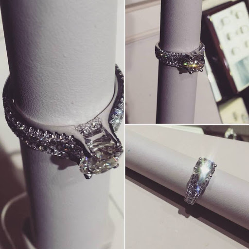 Jewelry Store «Paramount Jewelers LLC.», reviews and photos, 811 Central Expy, Plano, TX 75075, USA