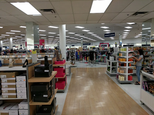 Department Store «Marshalls», reviews and photos, 3855 E Foothill Blvd, Pasadena, CA 91107, USA