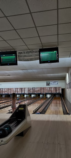 Bowling Alley «Turkeyfoot Lanes», reviews and photos, 3911 S Main St, Akron, OH 44319, USA