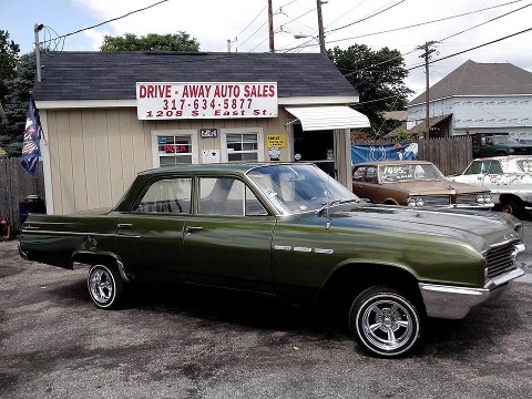 Used Car Dealer «Drive-Away Auto Sales», reviews and photos, 529 Jackson St, Anderson, IN 46016, USA