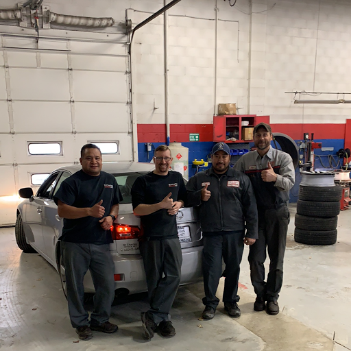 Used Car Dealer «St. Charles Toyota Certified Pre-Owned Center», reviews and photos, 1845 E Main St, St Charles, IL 60174, USA