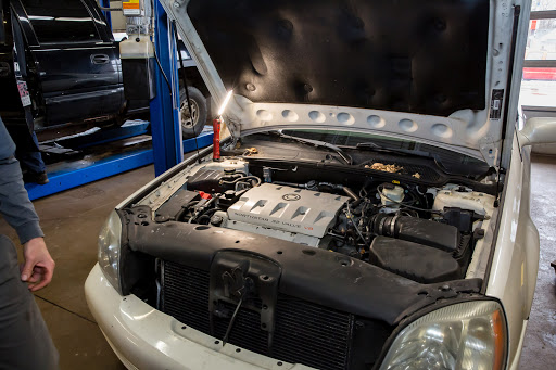 Auto Repair Shop «Dale Feste Automotive», reviews and photos, 1801 Mainstreet, Hopkins, MN 55343, USA