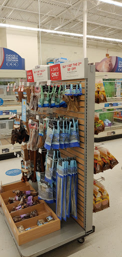 Pet Supply Store «PetSmart», reviews and photos, 1070 Iyannough Rd, Hyannis, MA 02601, USA