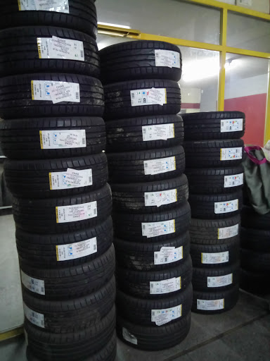 DUNLOP MAZA NEUMATICOS