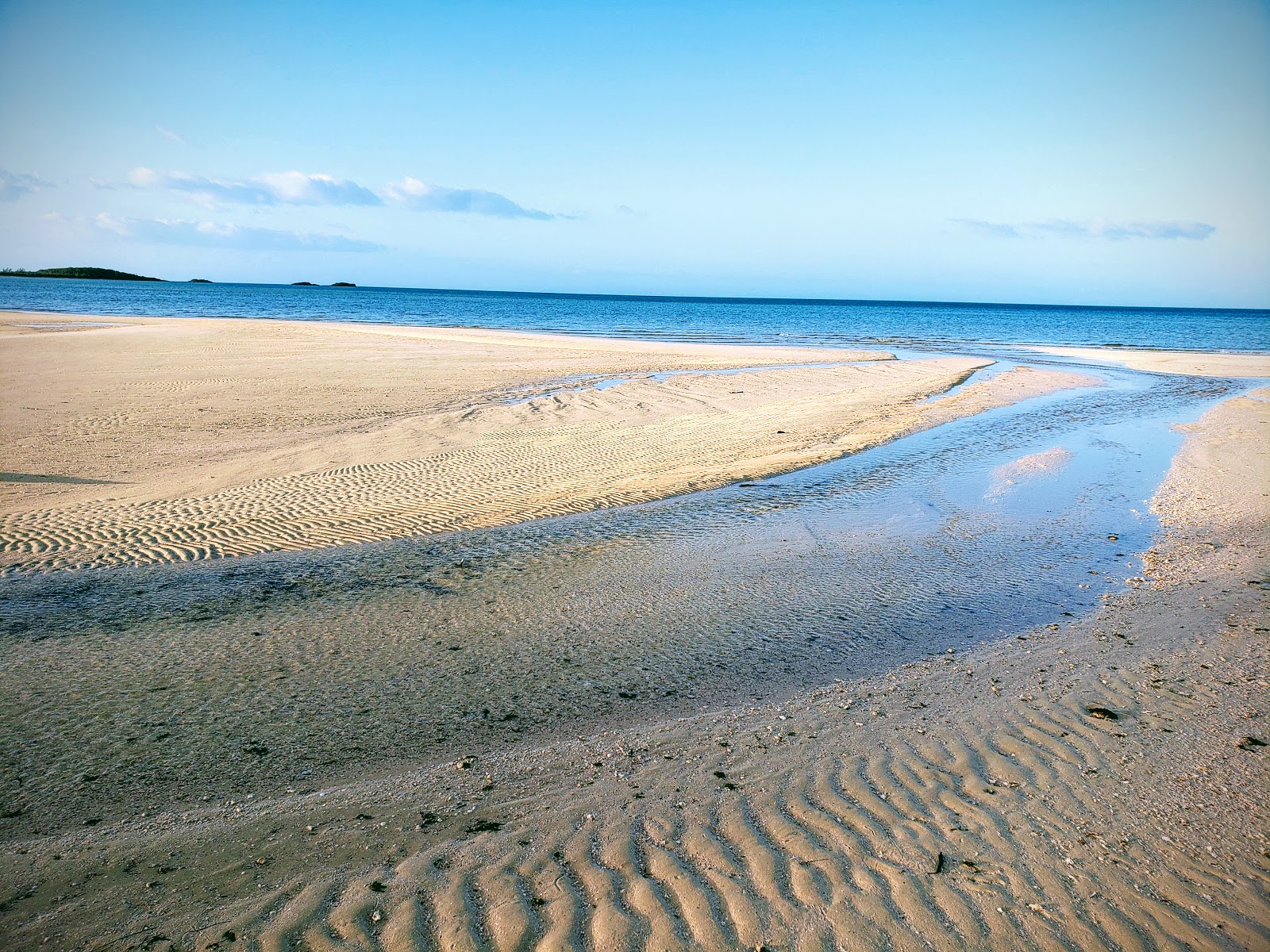 Foto von Morris set. beach mit langer gerader strand