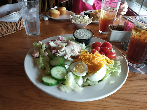 American Restaurant «Cracker Barrel Old Country Store», reviews and photos, 2012 E 59th St, Anderson, IN 46013, USA