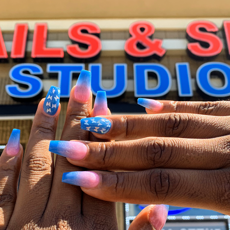 Nails & Spa Studio