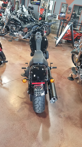 Suzuki Motorcycle Dealer «Metro Harley-Davidson Suzuki Can-Am», reviews and photos, 2415 Westdale Dr SW, Cedar Rapids, IA 52404, USA