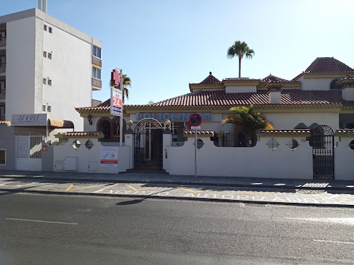 Clínica Cáceres Centro Médico en San Bartolomé de Tirajana, Las Palmas