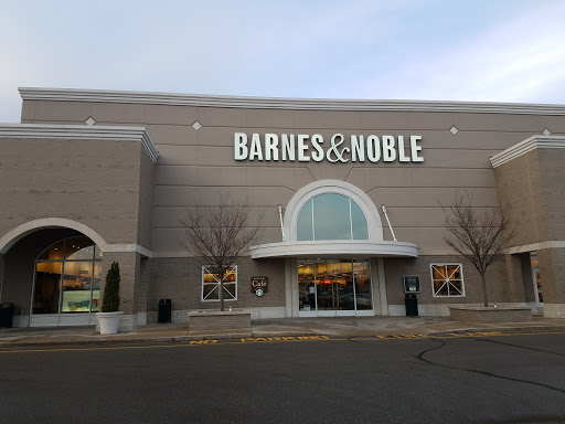 Book Store «Barnes & Noble Booksellers The Shops at River Crossing», reviews and photos, 8675 River Crossing Blvd, Indianapolis, IN 46240, USA