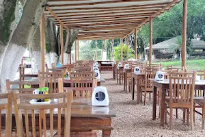 Restaurante Lago Grande Graminha image