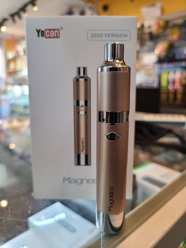 Vaporizer Store «Eastie Smoke Shop», reviews and photos, 76 Bennington St, East Boston, MA 02128, USA