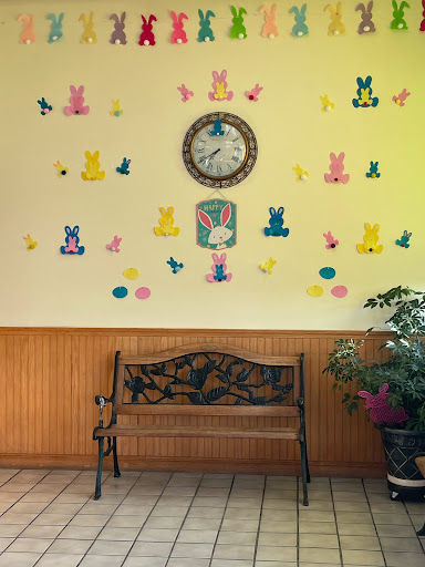 Dry Cleaner «Laundry Time», reviews and photos, 2550 Hubbell Ave, Des Moines, IA 50317, USA