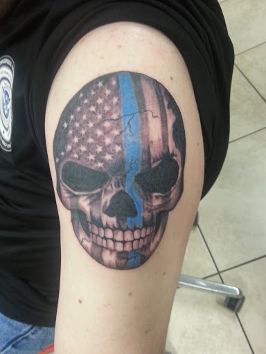 Tattoo Shop «Iron Ink Tattoo», reviews and photos, 1700 N Belt Line Rd, Irving, TX 75061, USA