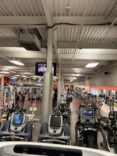 Health Club «Onelife Fitness - Reston», reviews and photos, 11445 Isaac Newton Square S, Reston, VA 20190, USA