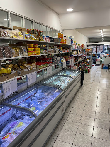 Épicerie NYANZA à Roubaix