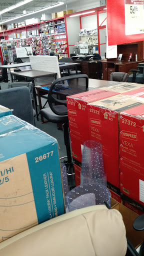 Office Supply Store «Staples», reviews and photos, 849 Main St W, Oak Ridge, TN 37830, USA