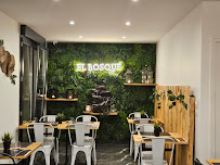 Atmosphère du Restaurant El bosque gastro Bar à Valserhône - n°2