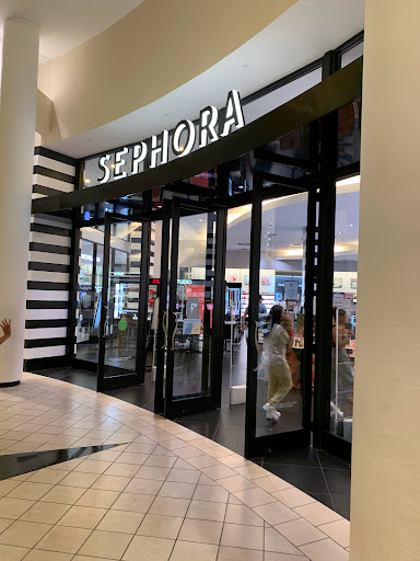 SEPHORA, 900 Gessner Rd #700, Houston, TX 77024, USA, 