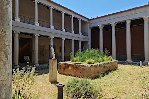 Casa Romana image