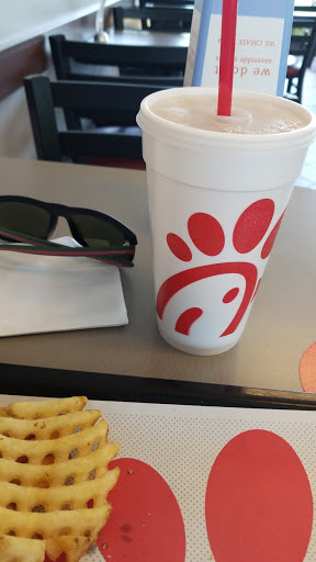 Fast Food Restaurant «Chick-fil-A», reviews and photos, 16685 Mercantile Blvd, Noblesville, IN 46060, USA