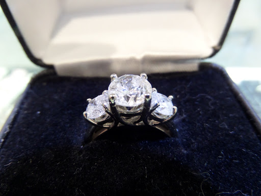 Jeweler «Mendel Jewelers», reviews and photos, 20443 Old Cutler Rd, Miami, FL 33189, USA